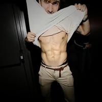 欧美范时尚黑白风格男生头像