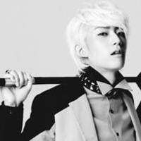 欧美范时尚黑白风格男生头像