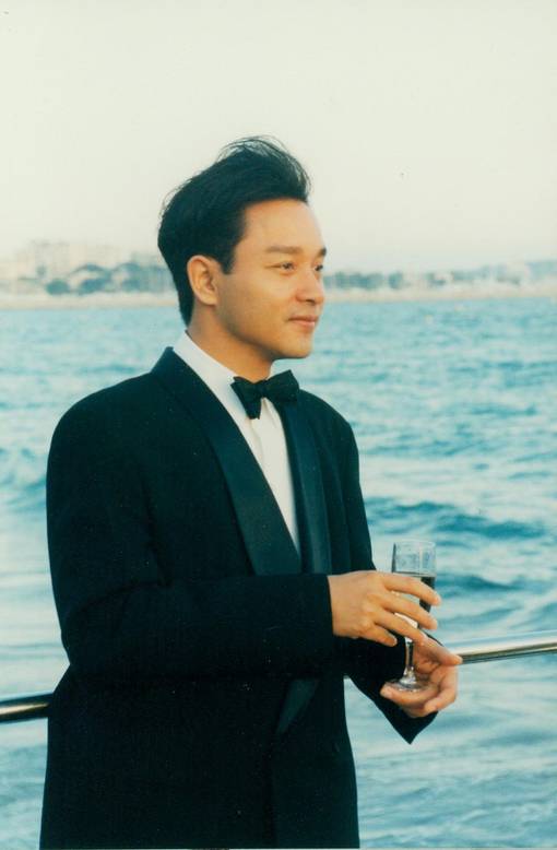 属于我们的记忆 张国荣经典怀旧图片