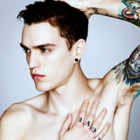 精选中外男生霸气纹身头像图片