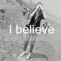 精选九月最热qq女生黑白头像