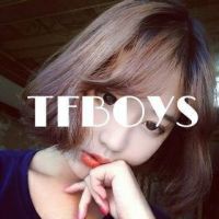 最新版tfboys女生带字微信头像