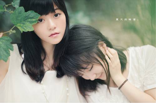 甜美动人的女生闺蜜头像一左一右