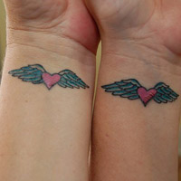 甜蜜浪漫的qq情侣纹身头像