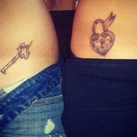 甜蜜浪漫的qq情侣纹身头像