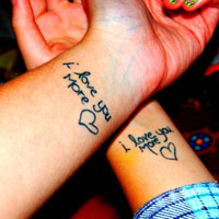 甜蜜浪漫的qq情侣纹身头像