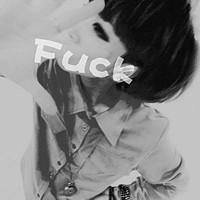 最新落寞女生黑白带字头像图片