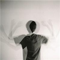 最吸引眼球的qq帅气男生头像