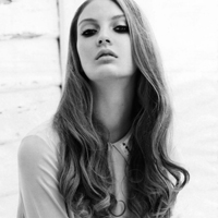 最新时尚欧美女生黑白头像合集