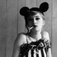 非主流霸气抽烟女生qq头像图片