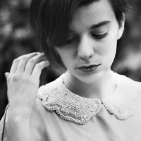 另类诡异恐怖的女生黑白qq头像