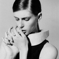 另类诡异恐怖的女生黑白qq头像