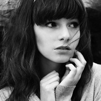 九月最新女生黑白头像不带字图片