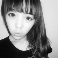 九月最新女生黑白头像不带字图片