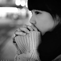 九月最新女生黑白头像不带字图片