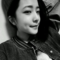 九月最新女生黑白头像不带字图片