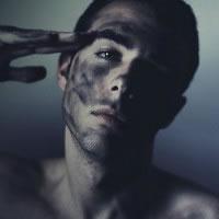 欧美范高冷男生黑白个性头像图片