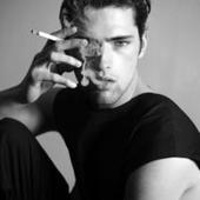 欧美范高冷男生黑白个性头像图片