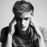 欧美范高冷男生黑白个性头像图片