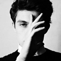 欧美范高冷男生黑白个性头像图片