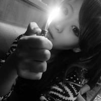 精选最热qq女生黑白头像图片