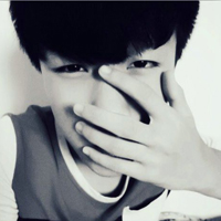 精选成熟帅气男生黑白头像图片