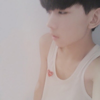 精选成熟帅气男生黑白头像图片