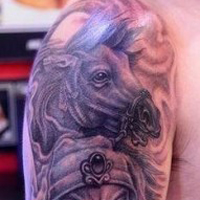 霸气彩色的关公头像纹身图案大全