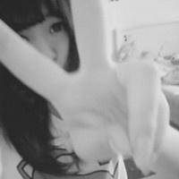 或许我是一个自暴自弃的人黑白头像