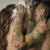 把爱情留在皮肤上情侣纹身图片