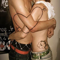 把爱情留在皮肤上情侣纹身图片