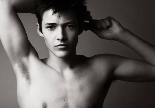 那些阳光性感的大男生头像