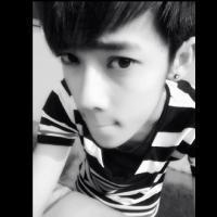 欧美范黑白风格可爱男生头像