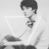 欧美范黑白风格可爱男生头像