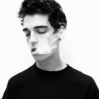 欧美范黑白风格可爱男生头像