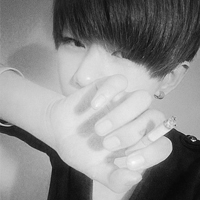 欧美范黑白风格可爱男生头像