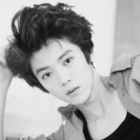 欧美范黑白风格可爱男生头像