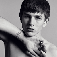 欧美范黑白风格可爱男生头像