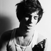 欧美范黑白风格可爱男生头像