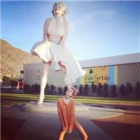 2016最新欧美搞笑女生头像