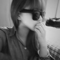 2016黑白伤感女生qq头像图片