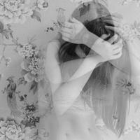 2016黑白伤感女生qq头像图片