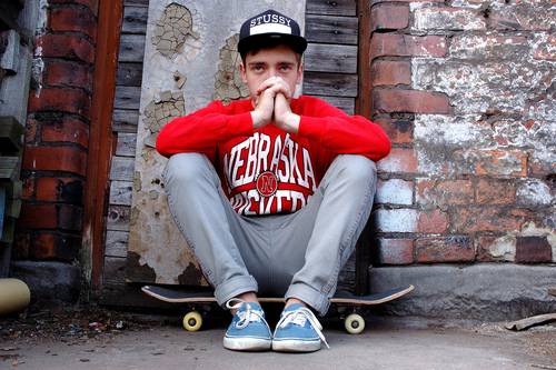 欧美风男生时尚个性图片