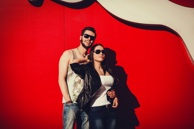 好看的欧美风情侣图片素材