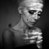 超拽霸气qq女生黑白头像