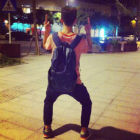 好看的个性情侣头像一左一右两张