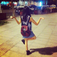 好看的个性情侣头像一左一右两张