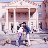 好看的个性情侣头像一左一右两张