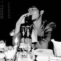 超拽霸气冷酷男生黑白个性头像