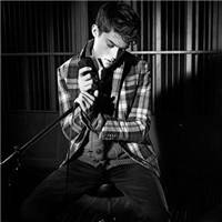 超拽霸气冷酷男生黑白个性头像